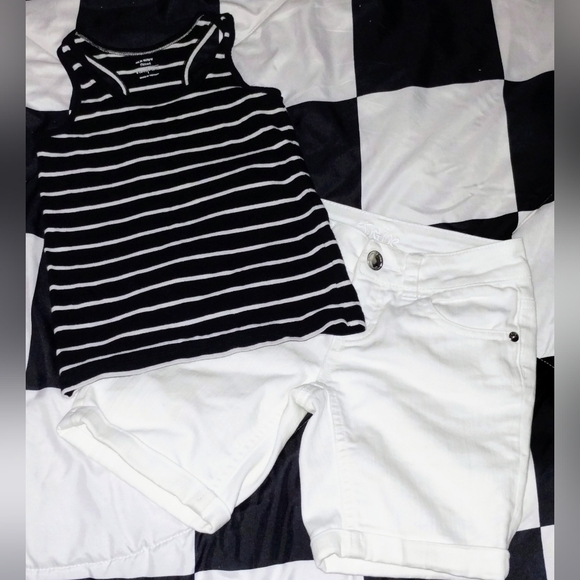 Old Navy Other - Girl's Tank & Shorts set Size 7